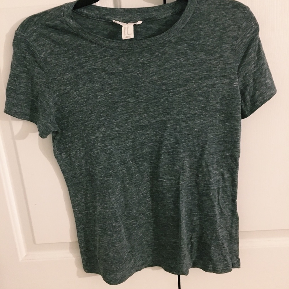 gray forever 21 t-shirt